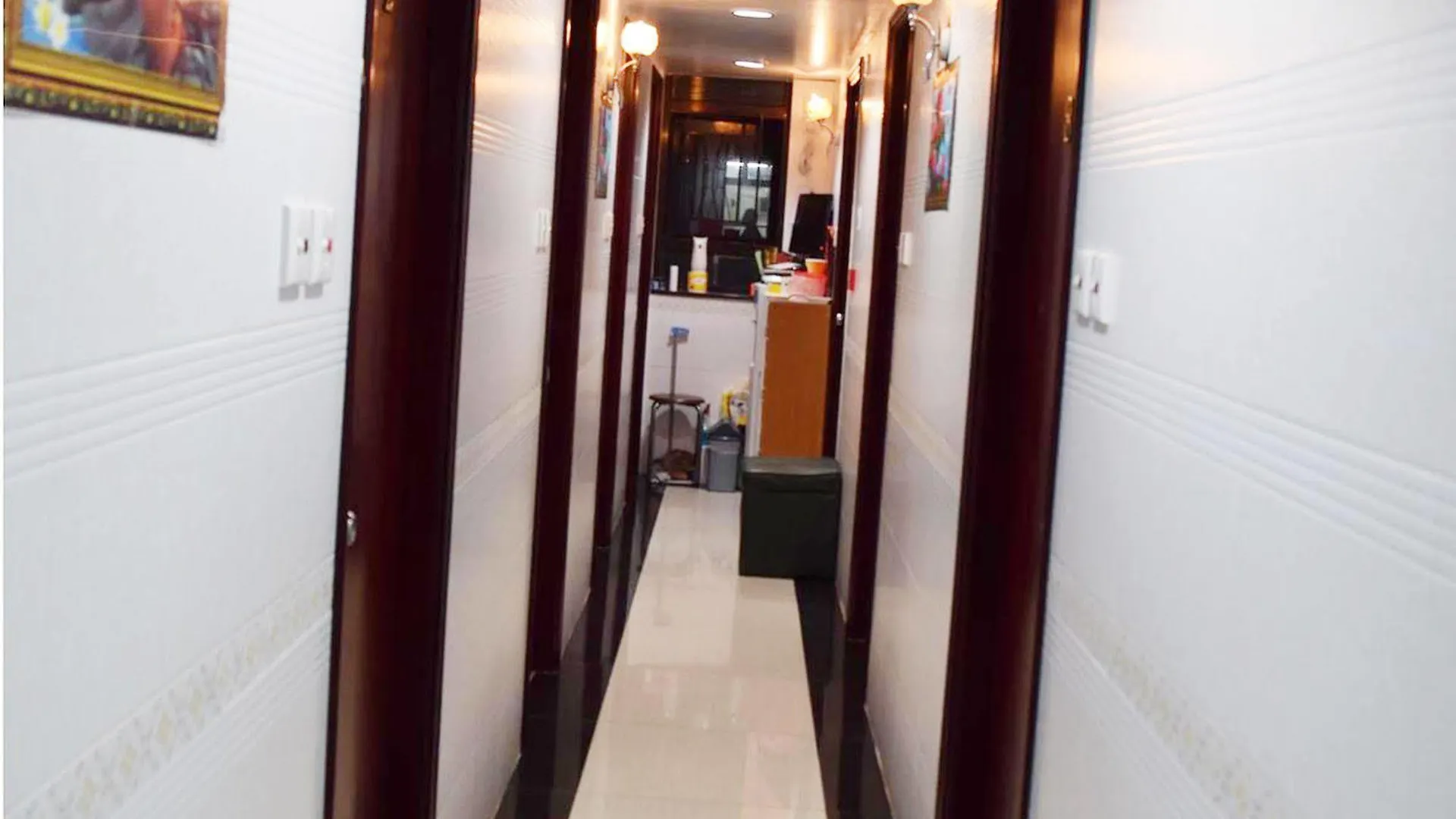 Om Guest House Hong Kong